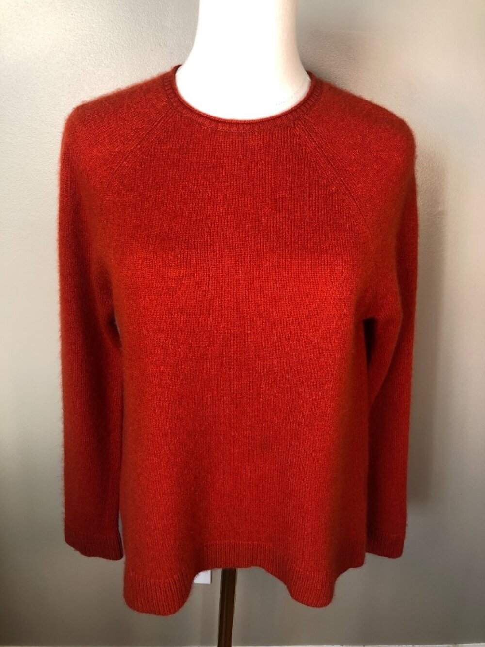 J McLaughlin Cashmere Sweater Burnt Orange Rolled Neck Keyhole Back Pleat Sz XS